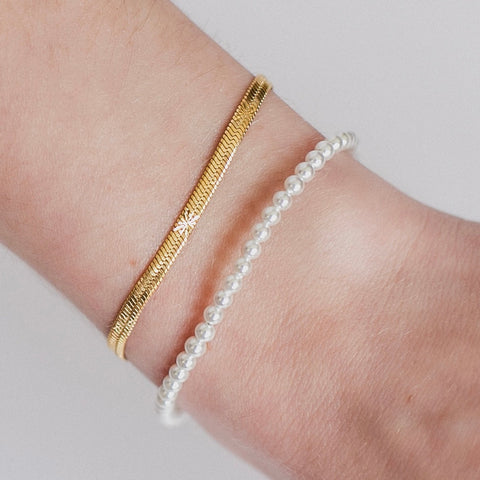 Petite Gold  |  Herringbone Bracelet